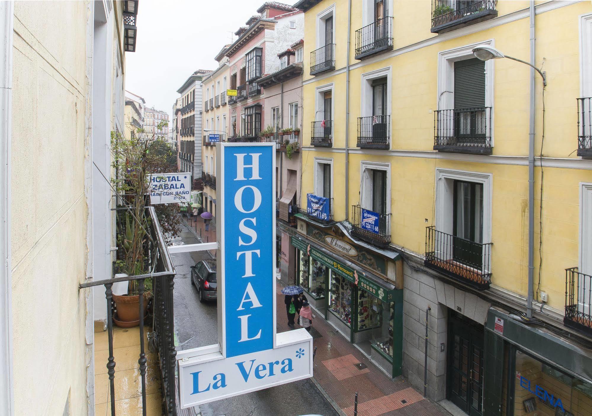 Hotel Hostal La Vera Madrid Exterior foto